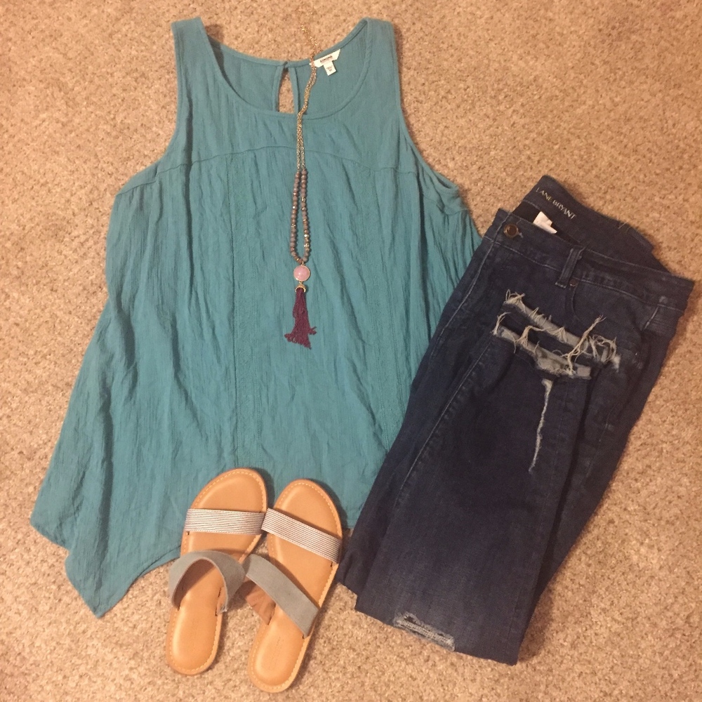 Shark Bite Flowy Tank Top